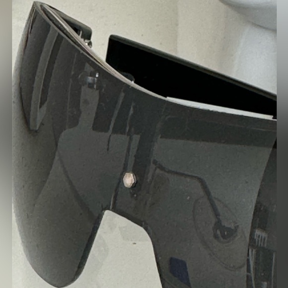 Flawed - Authentic Missoni sunglasses - Picture 6 of 7